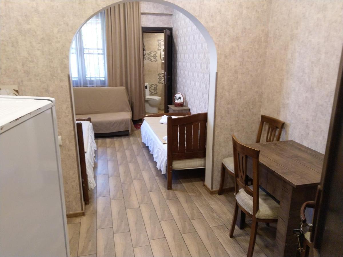Old Tbilisi Tsiskari Apt Exterior foto